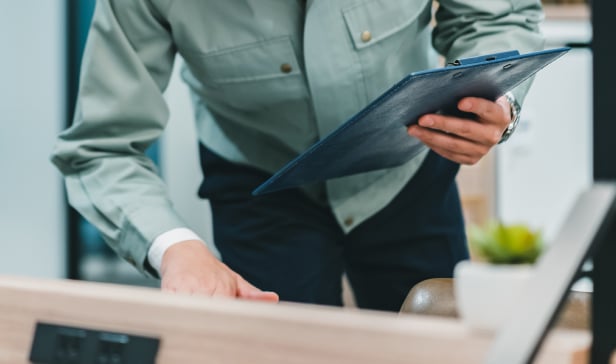 家具・家電・ブランド品・OA機器・厨房機器をその場で査定